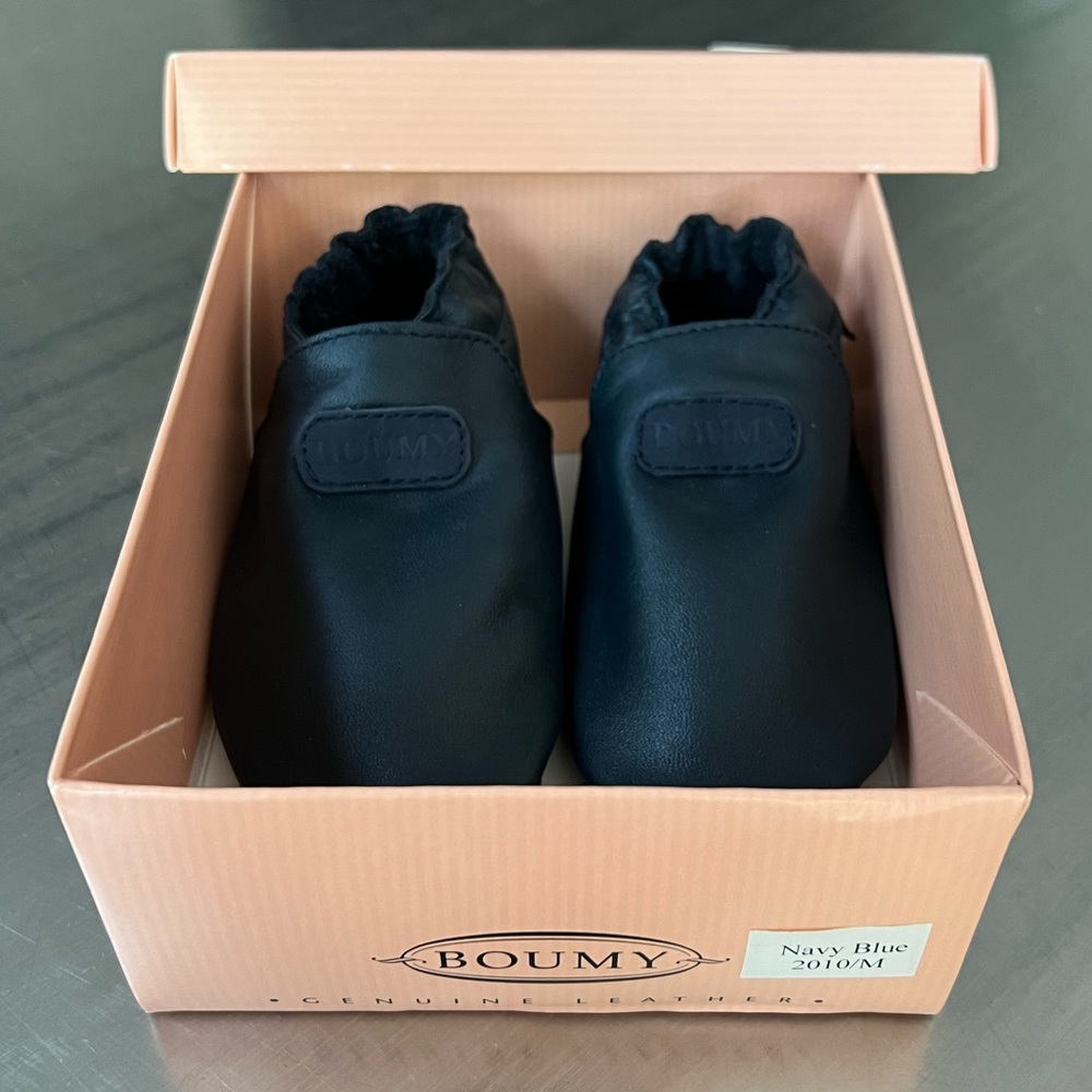 Boumy Leather Baby Booties - Color: Navy Blue
